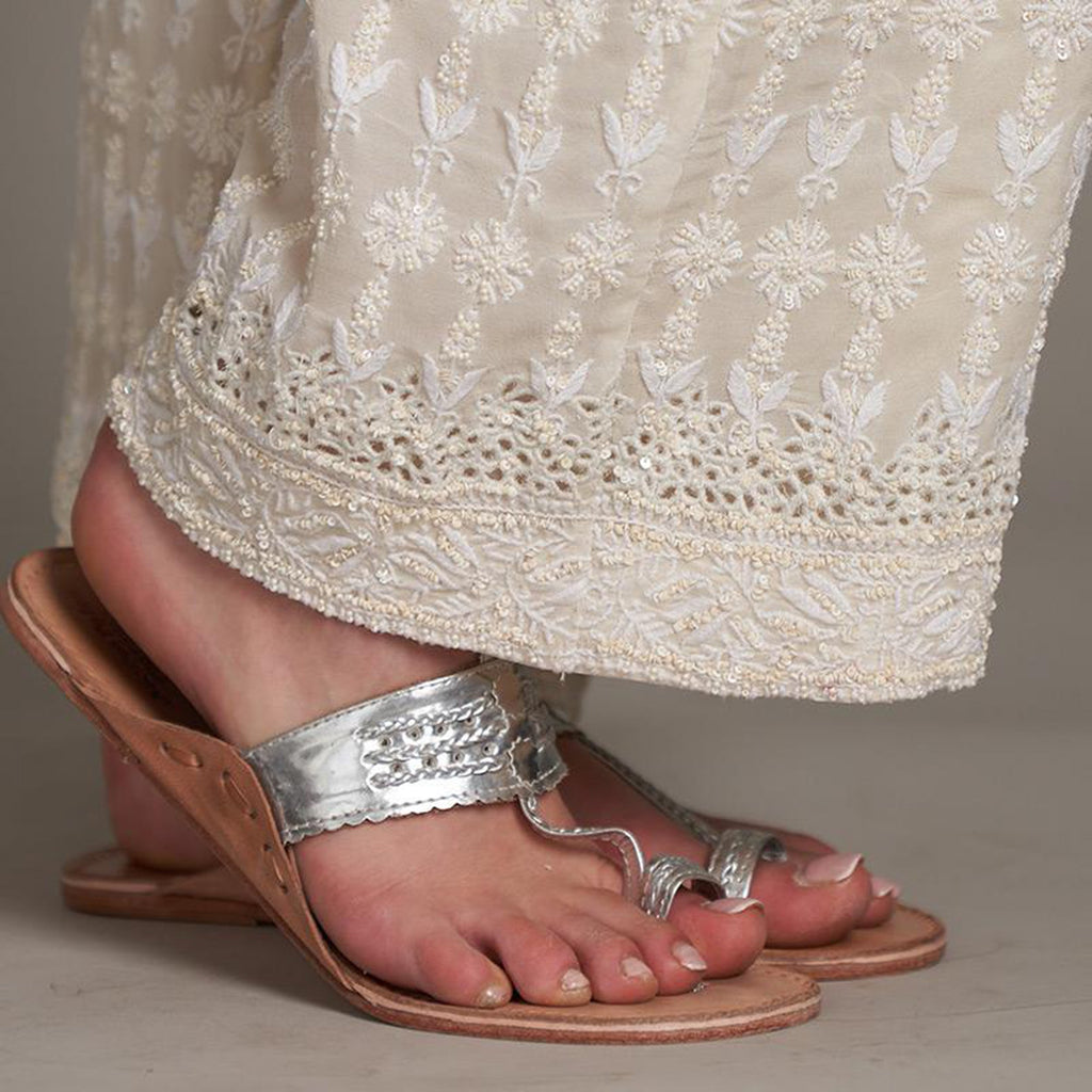 Arana Chikankari Pant