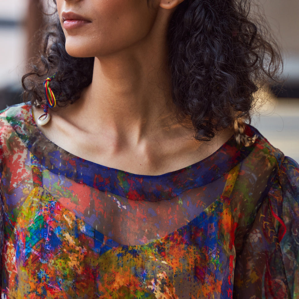 Maira Boat Cutaway Cape