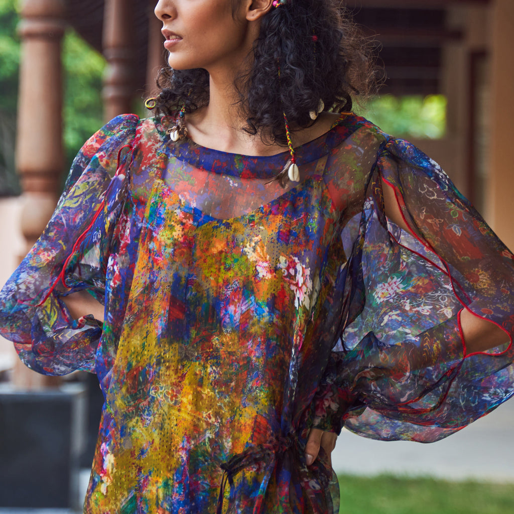 Maira Boat Cutaway Cape