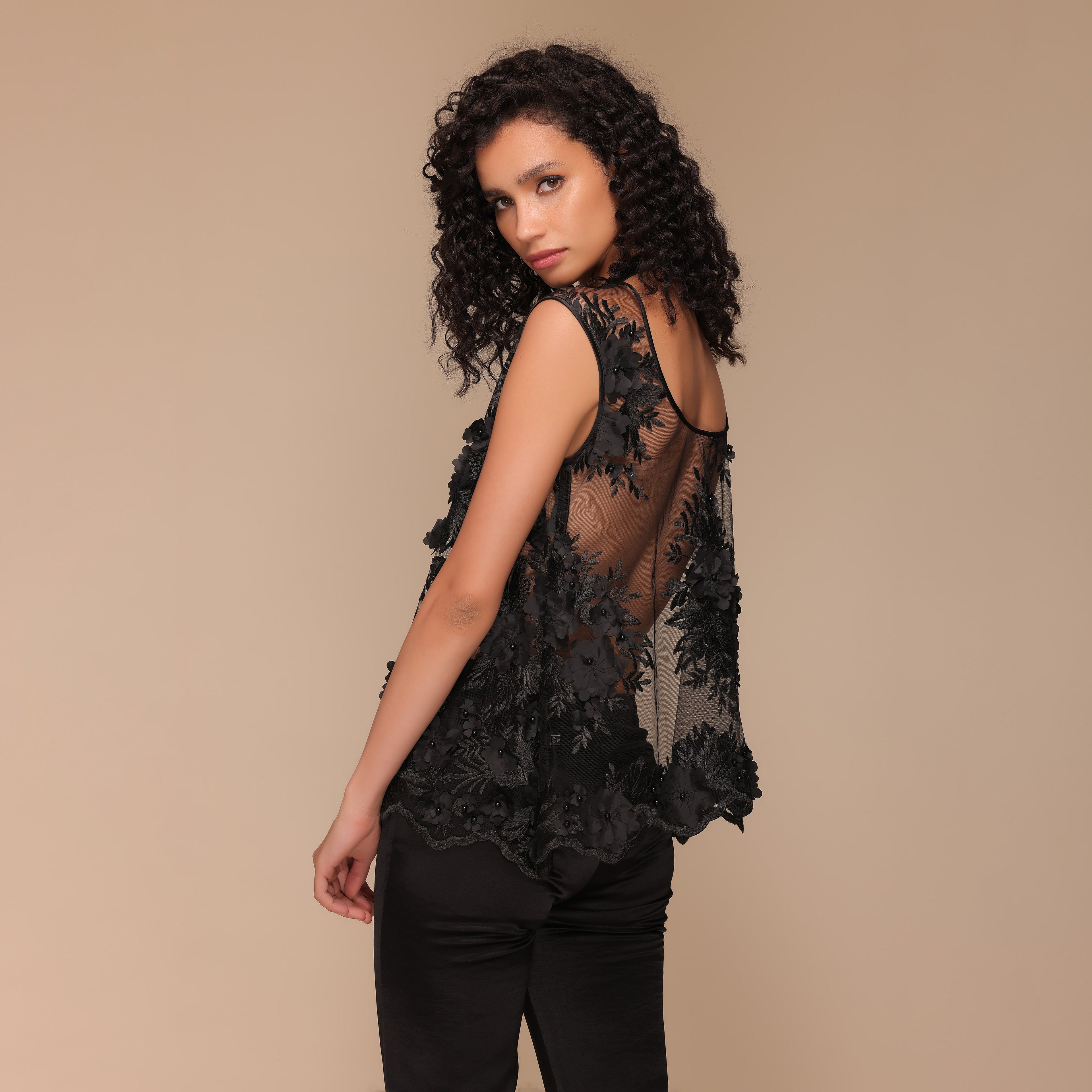 Myra Sleeveless Blouse