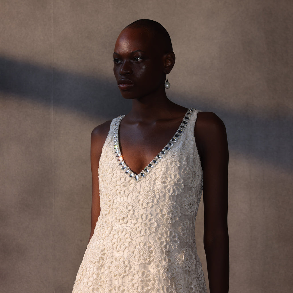 Ethereal Whispers – Guipure Cutwork Lace Gown