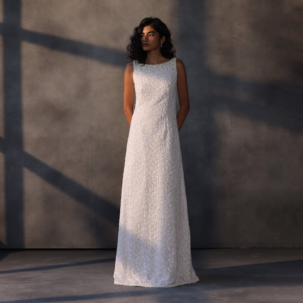 Ivory Radiance – Embroidered Chikankari Masterpiece