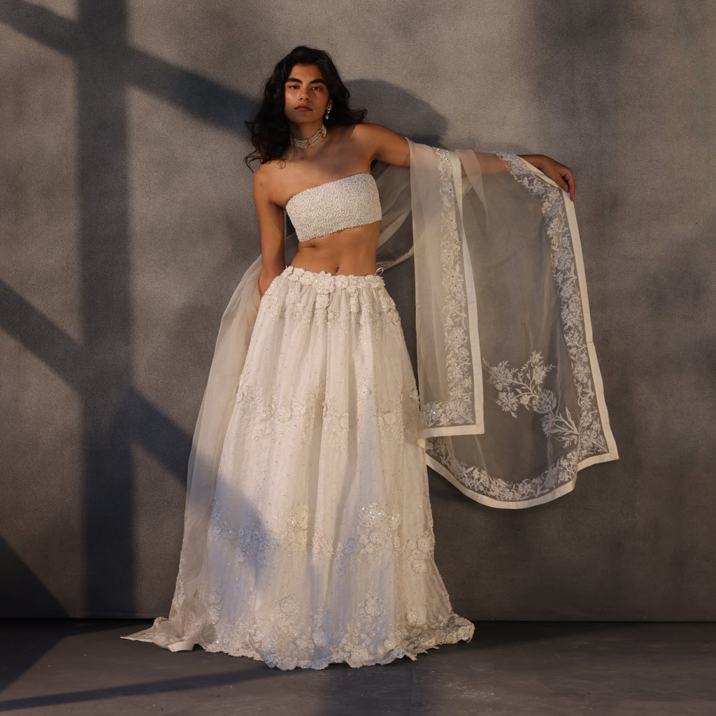 Frosted Petals – Voluminous Cutwork Lace Skirt