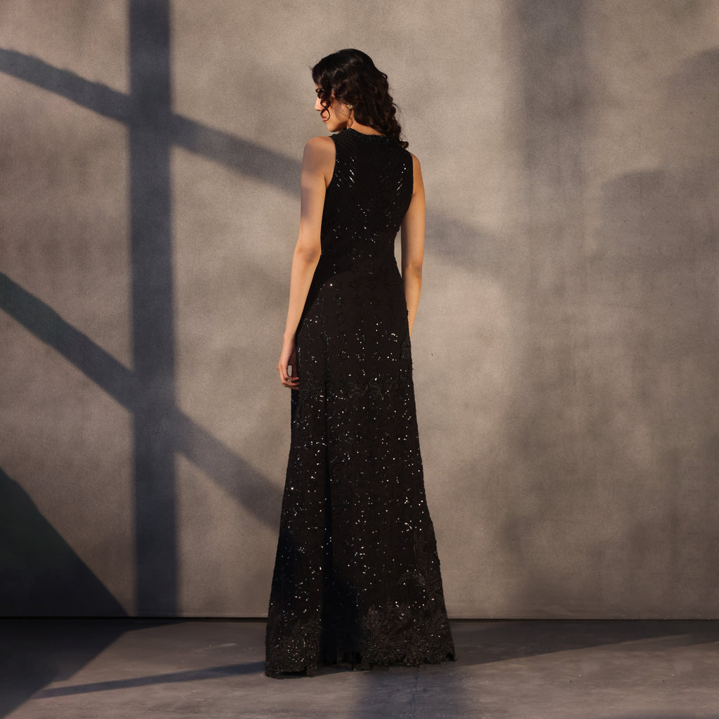 Eclipse of Echoes – Chikankari Embroidered Gown