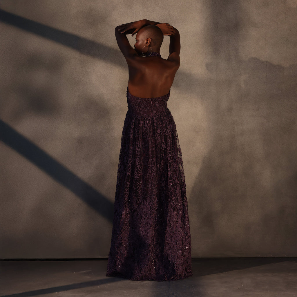 Obsidian Ivy – Halter Lace Gown