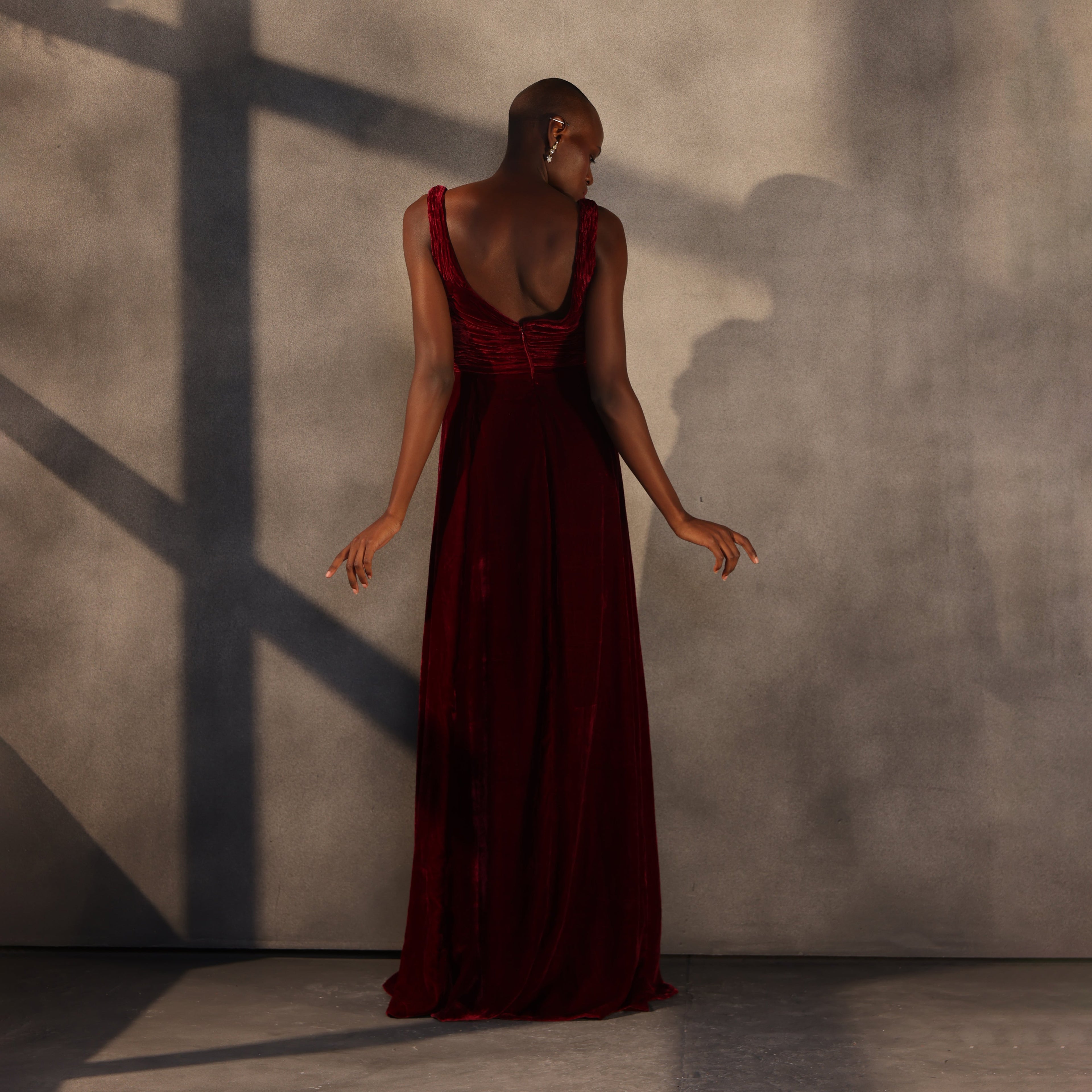 Crimson Veil – Twisted Shoulder Velvet Gown